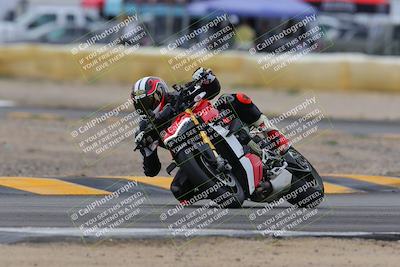 media/Jan-15-2023-SoCal Trackdays (Sun) [[c1237a034a]]/Turn 2 Set 1 (1145am)/